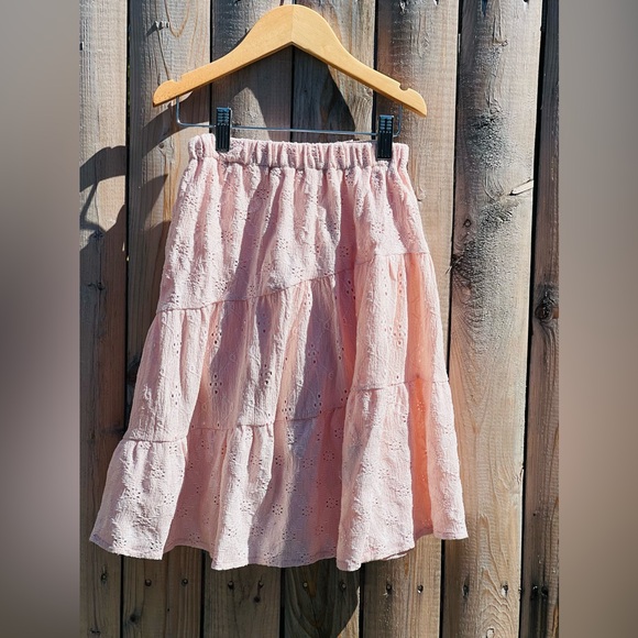 Zara Kids Eyelet Pink Ruffle Outfit Top & Skirt Outfit - Picture 7 of 10